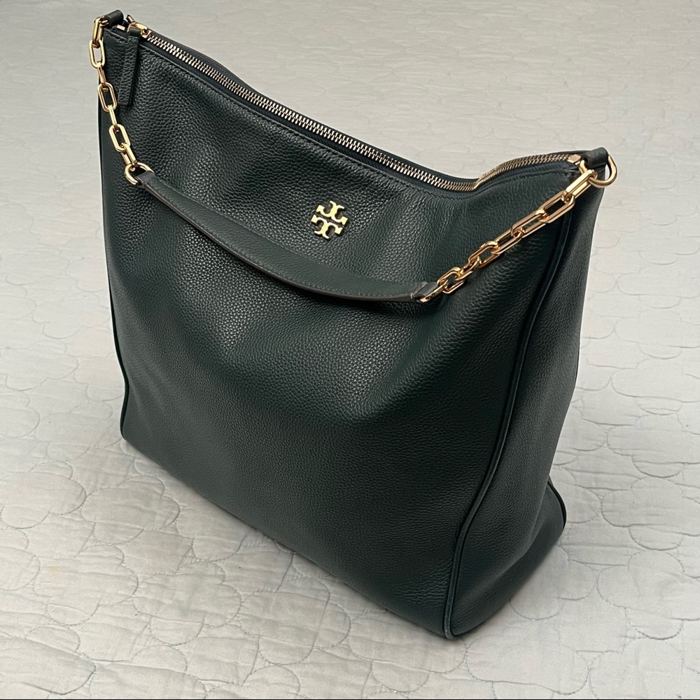 Tory Burch Carter Slouchy Hobo Bag Green Pebbled Leather & Gold-tone Hardware